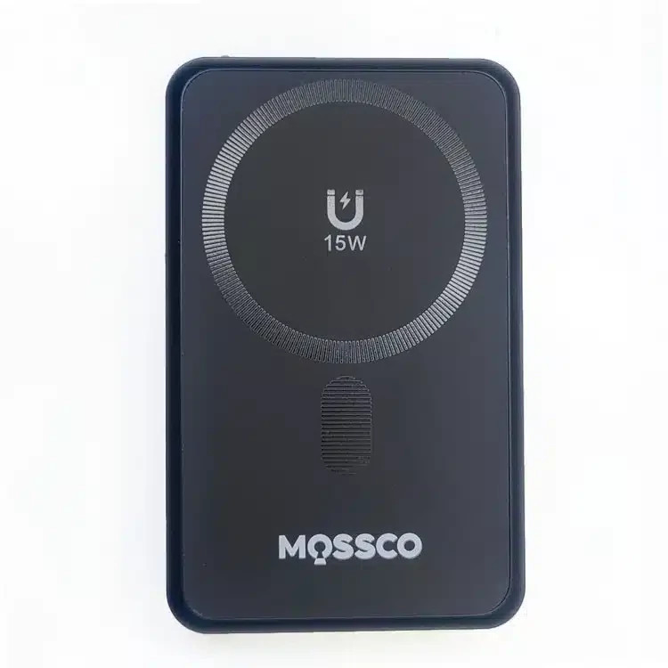 عکس محصول پاوربانک وایرلس موسکو مدل IP-25 ظرفیت 10000 میلیآمپر ساعت